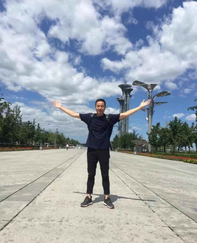 林东的第一张照片--台中闪婚服务中心