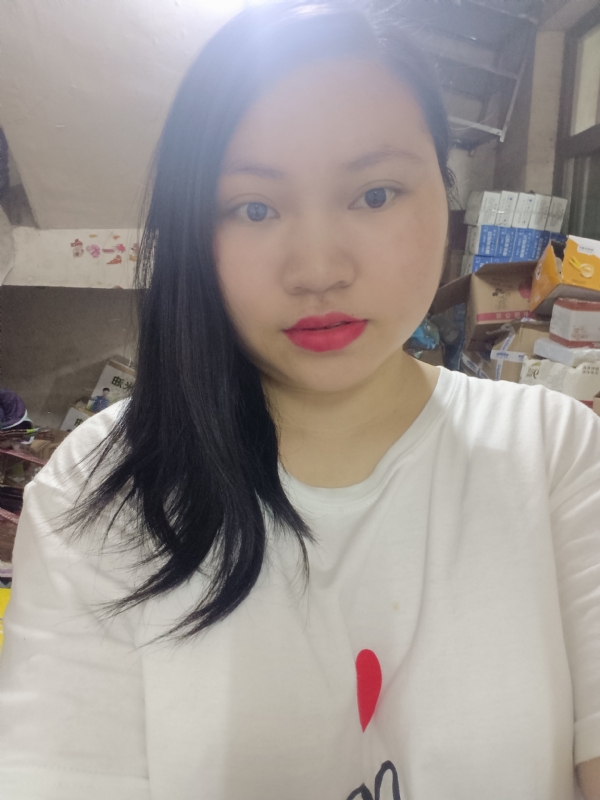 灰灰的第一张照片--台中闪婚服务中心