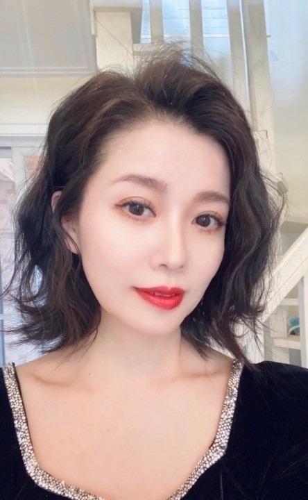 束負的第一张照片--台中闪婚服务中心